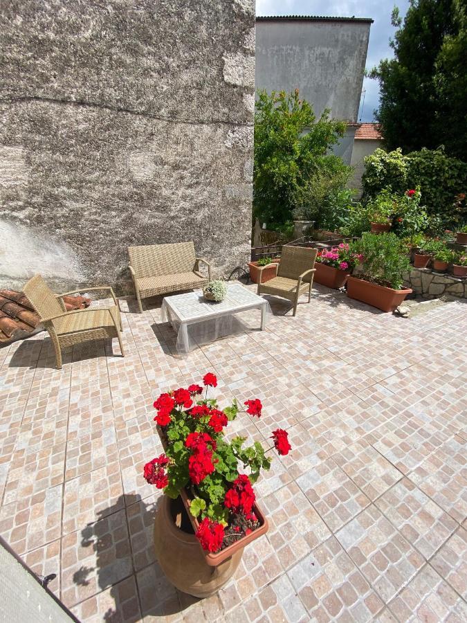 Bed And Breakfast Il Cavaliere Pozzilli Exterior photo